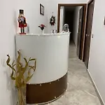 Alojamento de Acomodação e Pequeno-almoço Toledo Point Nápoles